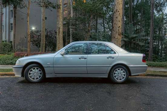 MERCEDES-BENZ-C 280-2.8 ELEGANCE V6 GASOLINA 4P AUTOMÁTICO MERCEDES-BENZ-C 280-1999