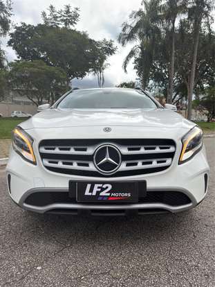 MERCEDES-BENZ-GLA 200-2019