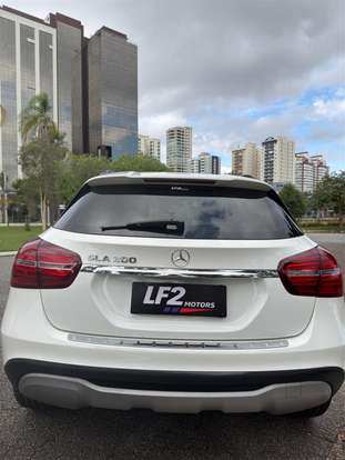 MERCEDES-BENZ-GLA 200-2019
