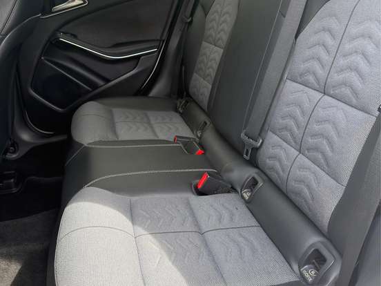 MERCEDES-BENZ-GLA 200-1.6 CGI FLEX STYLE 7G-DCT MERCEDES-BENZ-GLA 200-2019