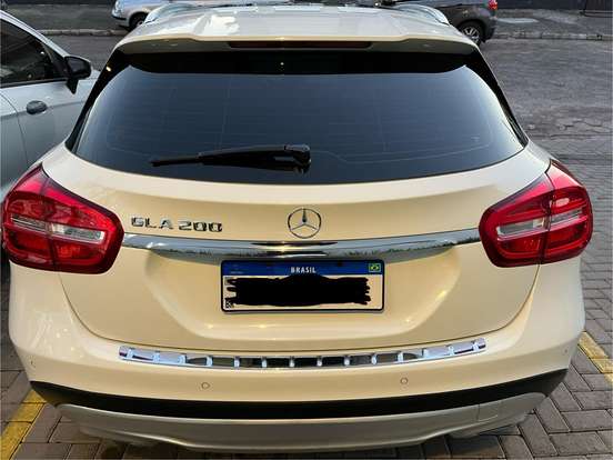 MERCEDES-BENZ-GLA 200-1.6 CGI VISION BLACK EDITION 16V TURBO FLEX 4P AUTOMÁTICO MERCEDES-BENZ-GLA 200-2014