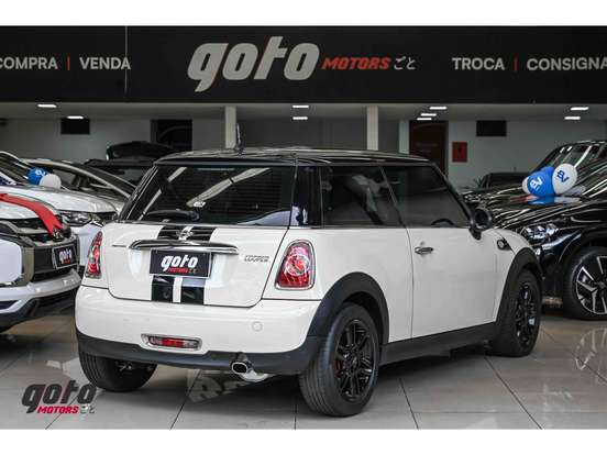 MINI-COOPER-2011