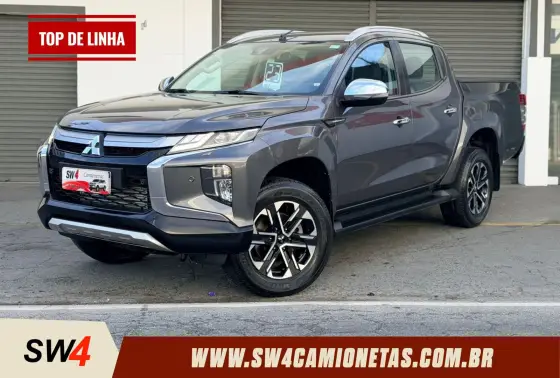 MITSUBISHI L200 TRITON 2.4 16V TURBO DIESEL SPORT HPE-S CD 4P 4X4 AUTOMÁTICO