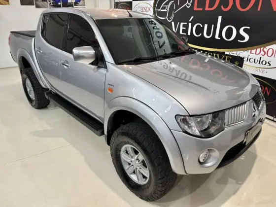 MITSUBISHI L200 TRITON 3.2 HPE 4X4 CD 16V TURBO INTERCOOLER DIESEL 4P AUTOMÁTICO MITSUBISHI L200 TRITON 3.2 HPE 4X4 CD 16V TURBO INTERCOOLER DIESEL 4P AUTOMÁTICO