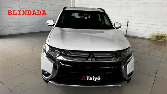 MITSUBISHI OUTLANDER 2.2 4X4 16V DIESEL 4P AUTOMÁTICO MITSUBISHI OUTLANDER 2.2 4X4 16V DIESEL 4P AUTOMÁTICO