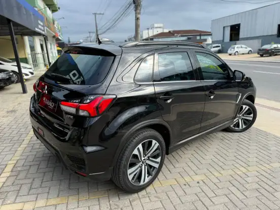 MITSUBISHI-OUTLANDER SPORT-2.0 MIVEC FLEX HPE AUTOMÁTICO MITSUBISHI-OUTLANDER SPORT-2020