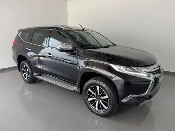 MITSUBISHI PAJERO SPORT 2.4 16V MIVEC TURBO DIESEL HPE AWD AUTOMÁTICO MITSUBISHI PAJERO SPORT 2.4 16V MIVEC TURBO DIESEL HPE AWD AUTOMÁTICO