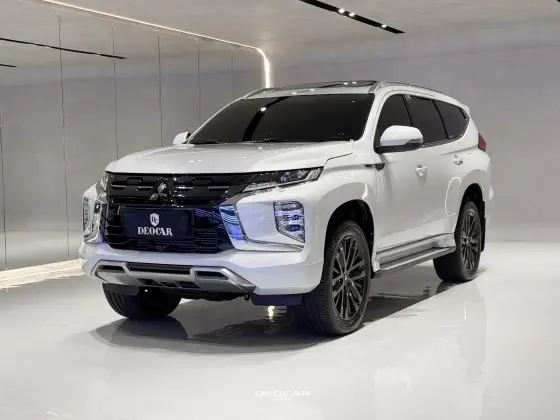 MITSUBISHI PAJERO SPORT 2.4 16V MIVEC TURBO DIESEL LEGEND AWD AUTOMÁTICO