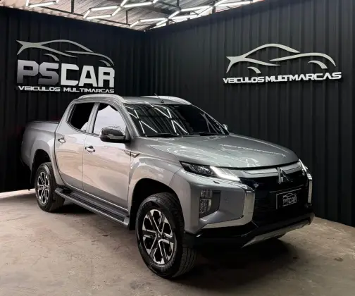 MITSUBISHI TRITON 2.4 BITURBO DIESEL CD HPE-S 4X4 AUTOMÁTICO MITSUBISHI TRITON 2.4 BITURBO DIESEL CD HPE-S 4X4 AUTOMÁTICO
