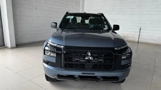 MITSUBISHI TRITON 2.4 BITURBO DIESEL CD TARMAC 4X2 AUTOMÁTICO MITSUBISHI TRITON 2.4 BITURBO DIESEL CD TARMAC 4X2 AUTOMÁTICO