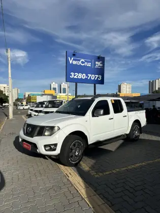 NISSAN FRONTIER 2.5 SV ATTACK 4X4 CD TURBO ELETRONIC DIESEL 4P AUTOMÁTICO NISSAN FRONTIER 2.5 SV ATTACK 4X4 CD TURBO ELETRONIC DIESEL 4P AUTOMÁTICO