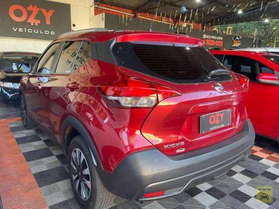 NISSAN-KICKS-2018