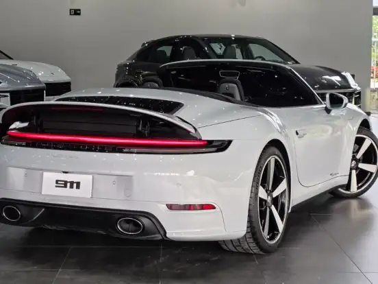PORSCHE-911-3.0 24V H6 GASOLINA CARRERA CABRIOLET PDK PORSCHE-911-2025