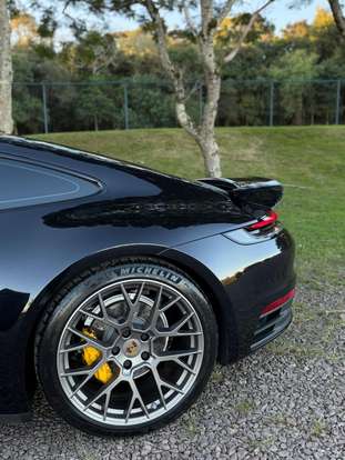 PORSCHE-911-2022