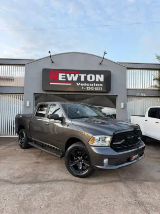 RAM 1500 5.7 V8 GASOLINA LIMITED NIGHT EDITION CD 4X4 AUTOMÁTICO RAM 1500 5.7 V8 GASOLINA LIMITED NIGHT EDITION CD 4X4 AUTOMÁTICO