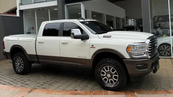 RAM 3500 6.7 I6 TURBO DIESEL LIMITED LONGHORN CD 4X4 AUTOMÁTICO RAM 3500 6.7 I6 TURBO DIESEL LIMITED LONGHORN CD 4X4 AUTOMÁTICO