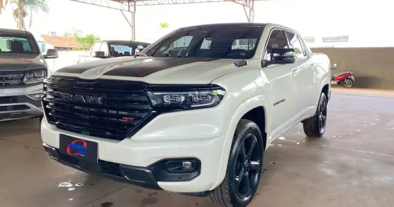 RAM RAMPAGE 2.0 HURRICANE 4 TURBO GASOLINA R/T 4X4 AUTOMÁTICO