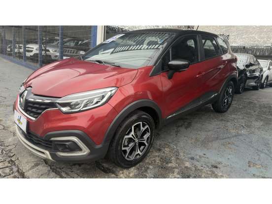 RENAULT-CAPTUR-2021