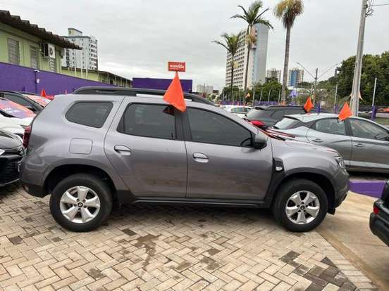 RENAULT-DUSTER-2025