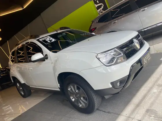 RENAULT DUSTER 2.0 16V HI-FLEX DYNAMIQUE AUTOMÁTICO