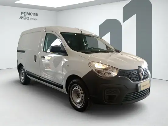 RENAULT-KANGOO-2024