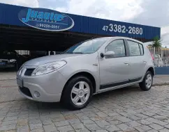 RENAULT SANDERO 1.6 PRIVILÉGE 16V FLEX 4P MANUAL RENAULT SANDERO 1.6 PRIVILÉGE 16V FLEX 4P MANUAL