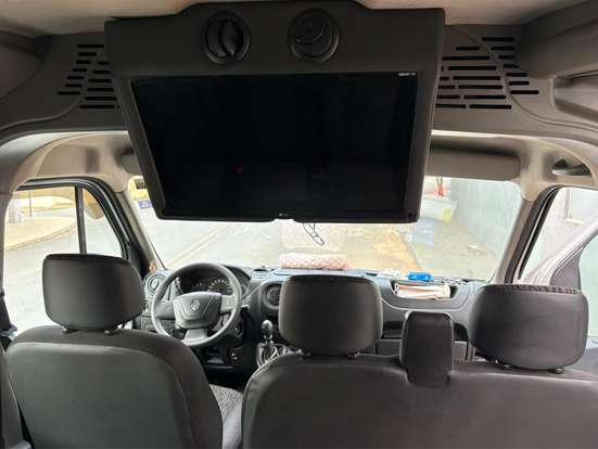 RENAULT-MASTER-2019
