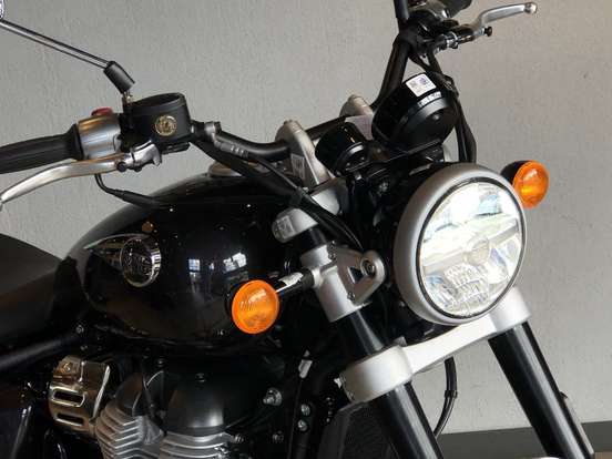 ROYAL ENFIELD-METEOR 650 ASTRAL-2025