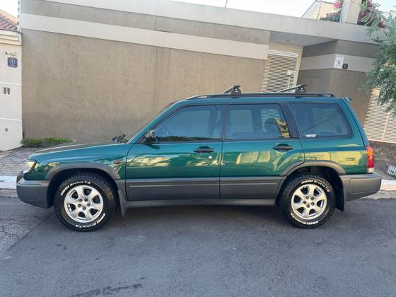 SUBARU FORESTER 2.0 4X4 16V GASOLINA 4P MANUAL