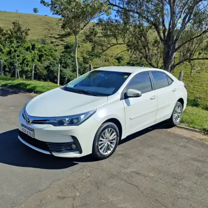 TOYOTA COROLLA 1.8 GLI 16V FLEX 4P AUTOMÁTICO TOYOTA COROLLA 1.8 GLI 16V FLEX 4P AUTOMÁTICO