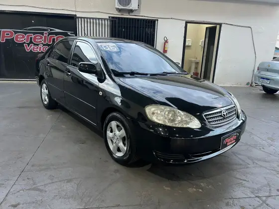TOYOTA COROLLA 1.8 XEI 16V GASOLINA 4P AUTOMÁTICO TOYOTA COROLLA 1.8 XEI 16V GASOLINA 4P AUTOMÁTICO
