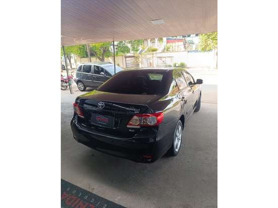 TOYOTA-COROLLA-2012