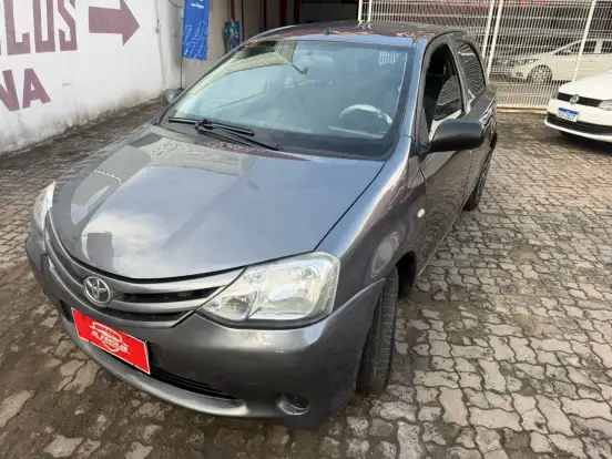 TOYOTA-ETIOS-2013