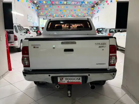 TOYOTA-HILUX-3.0 SRV TOP 4X4 CD 16V TURBO INTERCOOLER DIESEL 4P AUTOMÁTICO TOYOTA-HILUX-2012