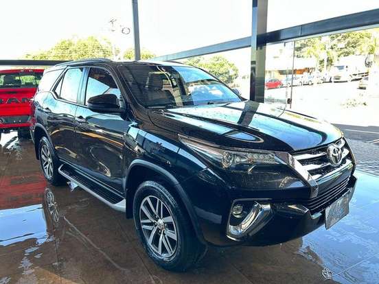 TOYOTA-HILUX SW4-2018