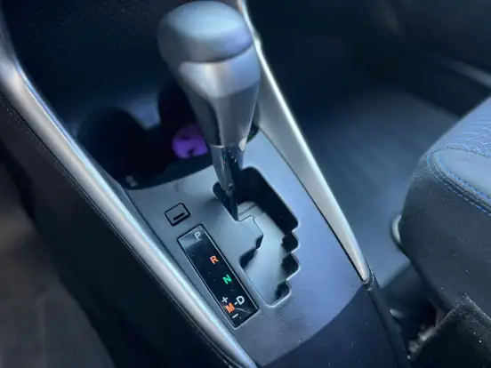 TOYOTA-YARIS-2021