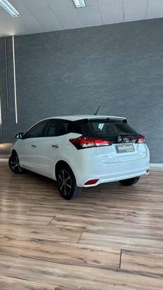 TOYOTA-YARIS-1.5 16V FLEX XLS MULTIDRIVE TOYOTA-YARIS-2019
