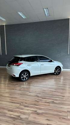 TOYOTA-YARIS-1.5 16V FLEX XLS MULTIDRIVE TOYOTA-YARIS-2019