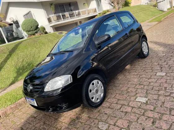VOLKSWAGEN FOX 1.0 MI 8V FLEX 4P MANUAL VOLKSWAGEN FOX 1.0 MI 8V FLEX 4P MANUAL