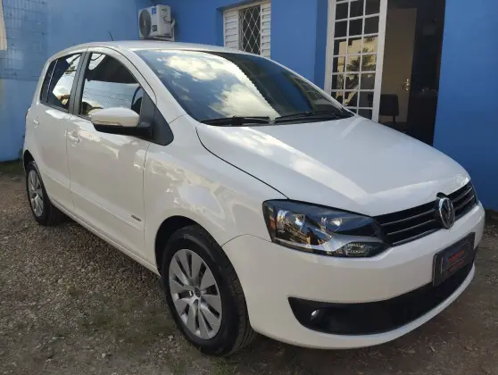 VOLKSWAGEN FOX 1.6 MI 8V FLEX 4P MANUAL VOLKSWAGEN FOX 1.6 MI 8V FLEX 4P MANUAL