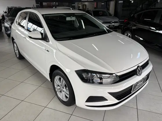 VOLKSWAGEN POLO 1.0 200 TSI COMFORTLINE AUTOMÁTICO VOLKSWAGEN POLO 1.0 200 TSI COMFORTLINE AUTOMÁTICO
