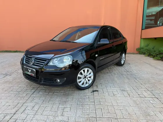 VOLKSWAGEN POLO SEDAN 2.0 MI COMFORTLINE 8V FLEX 4P MANUAL VOLKSWAGEN POLO SEDAN 2.0 MI COMFORTLINE 8V FLEX 4P MANUAL
