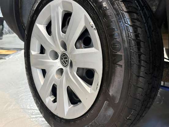 VOLKSWAGEN-SAVEIRO-2012