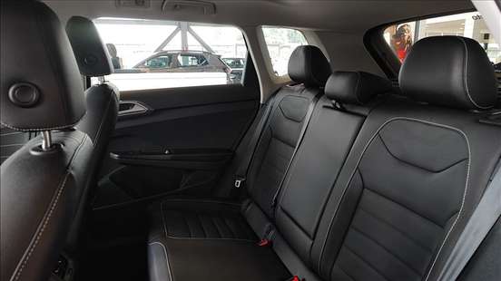 VOLKSWAGEN-TAOS-1.4 250 TSI TOTAL FLEX HIGHLINE AUTOMÁTICO VOLKSWAGEN-TAOS-2025