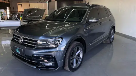 VOLKSWAGEN TIGUAN 2.0 350 TSI GASOLINA ALLSPACE R-LINE 4MOTION DSG VOLKSWAGEN TIGUAN 2.0 350 TSI GASOLINA ALLSPACE R-LINE 4MOTION DSG