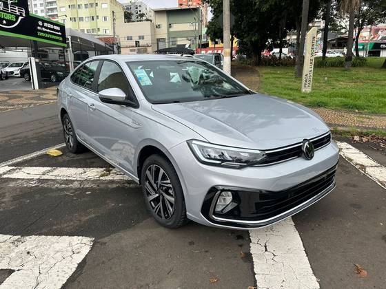 VOLKSWAGEN VIRTUS 1.0 200 TSI HIGHLINE AUTOMÁTICO