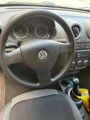VOLKSWAGEN-GOL-2011