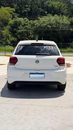 VOLKSWAGEN-POLO-2018