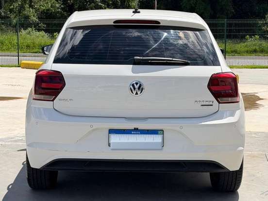 VOLKSWAGEN-POLO-1.0 200 TSI HIGHLINE AUTOMÁTICO VOLKSWAGEN-POLO-2018