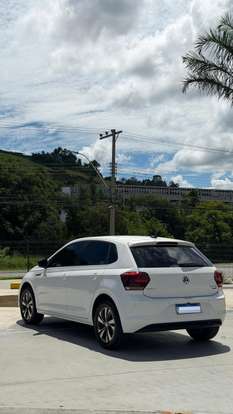 VOLKSWAGEN-POLO-2018